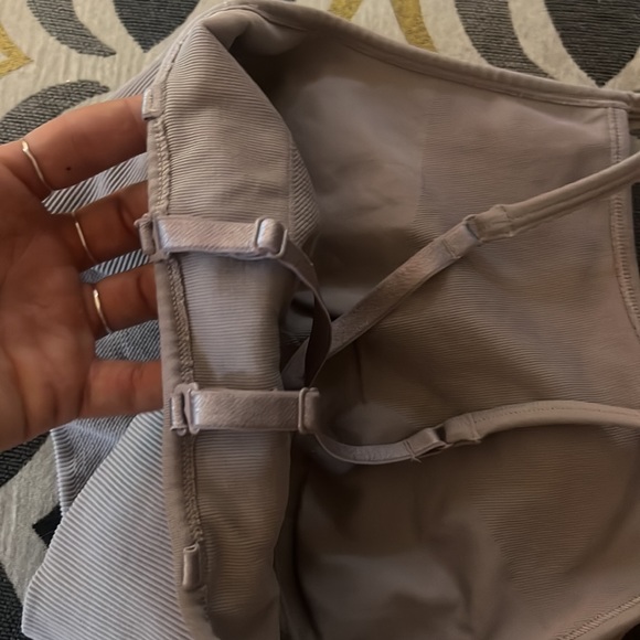 Lululemon Sports Bra nonpadded compression top lavender blush crop athletic tank - Picture 5 of 5